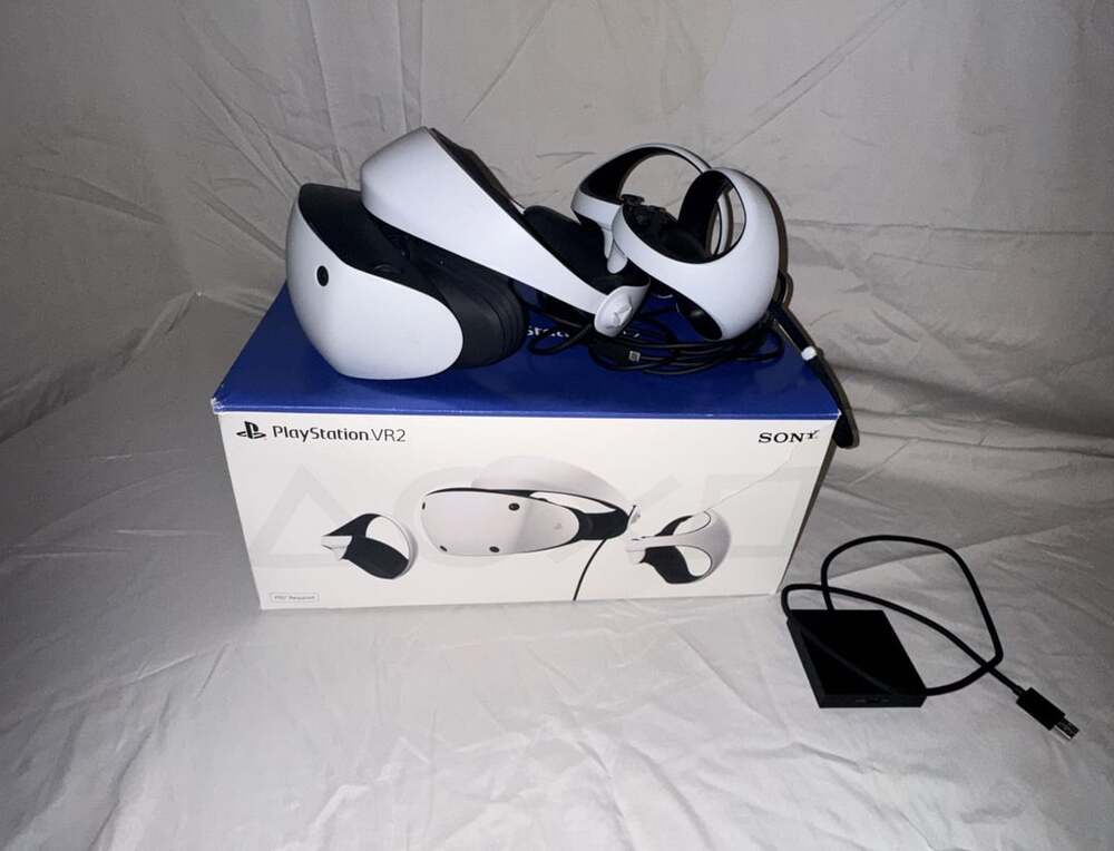 Sony PlayStation VR2 Headset And Sense Controllers
( W/ PC Adapter)